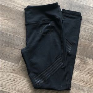Leggings with Cyclebar logo